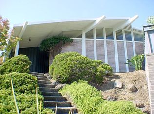 2 Littlewood Dr, Piedmont, CA 94611