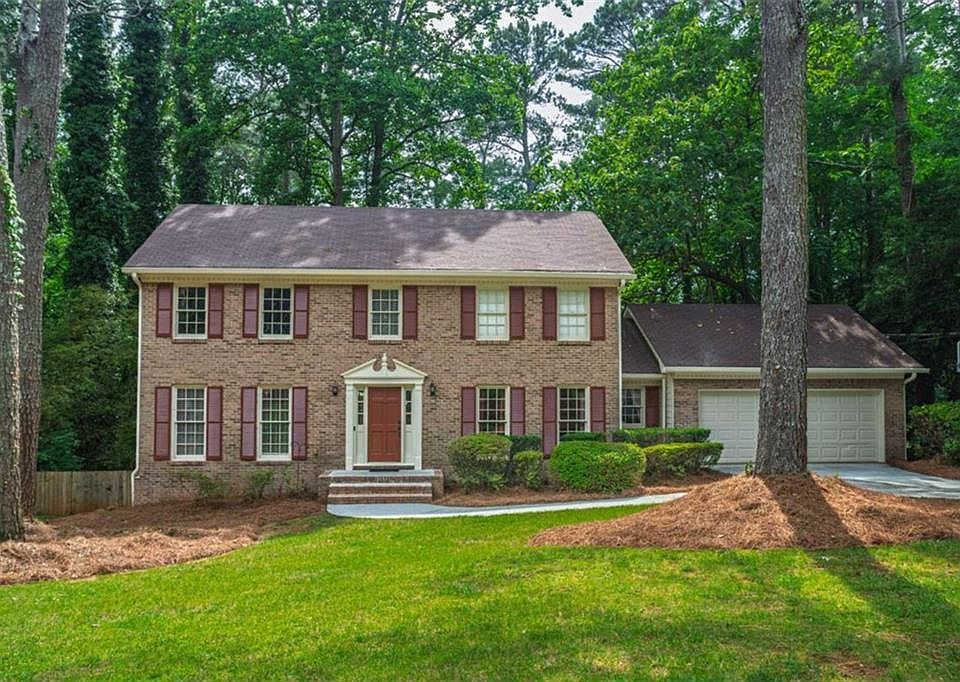1st image of 3838 Hunting Ridge Dr