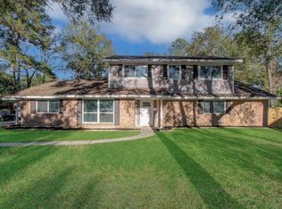 595 River Plantation Dr, Conroe, TX 77302