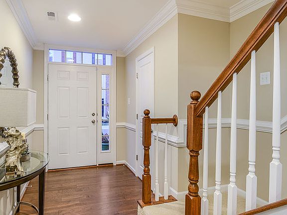 5th image of 650 Shore Forest Dr