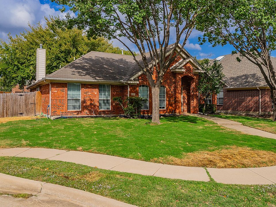 1st image of 6124 Vineyard Ln