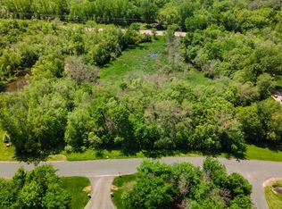 3 Cedar Ln, Prior Lake, MN 55372