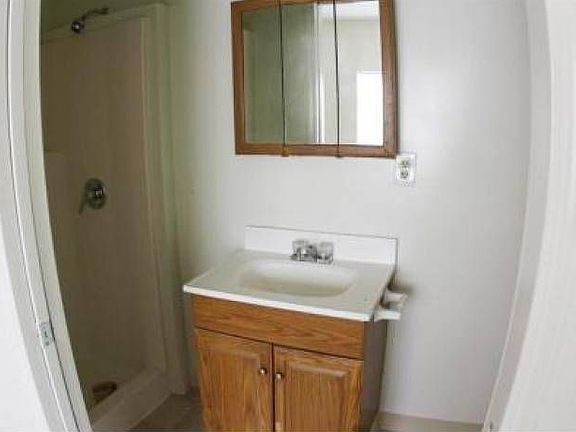 Renovated Bath w/ Shower