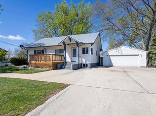 102 W Elder St, Canton, SD 57013