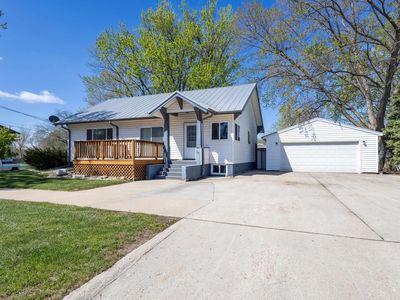 102 W Elder St, Canton, SD, 57013