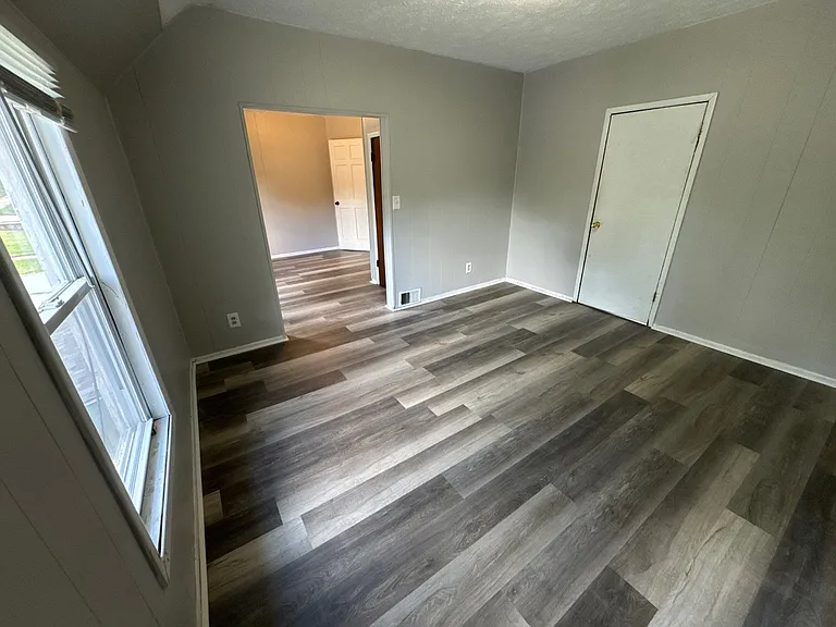 6547 Bedford Ave — Photo 14