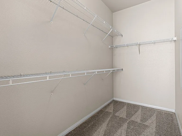 Barton Vineyard Apartments — Photo 29