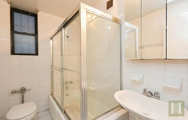 Rented by Halstead Real Estate | media 20