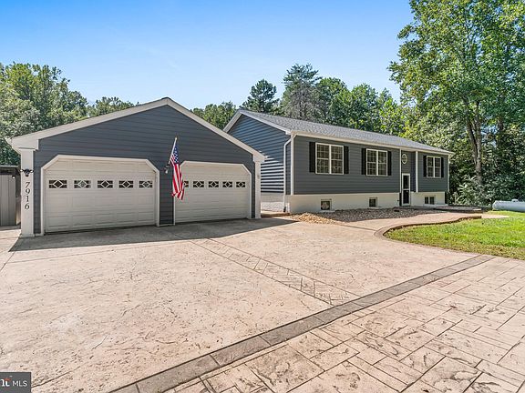 2nd image of 7916 Twin Oaks Dr