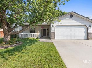 466 E Hawk St, Meridian, ID 83646