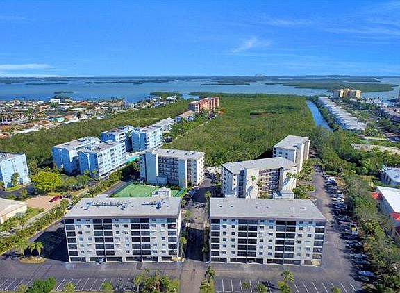 3rd image of 6897 Estero Blvd APT 151