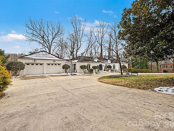 4th image of 509 Peach St