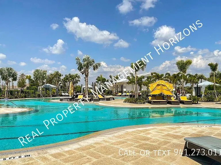 17769 Crescent Moon Loop — Photo 44