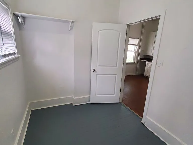 2610 W. Juneau Ave. (Duplex) — Photo 9