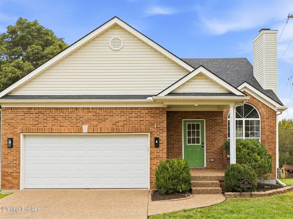 223 Washington Cir, La Grange, KY 40031