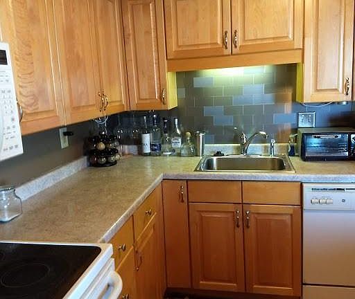 4th image of 78 10th St E Unit 1809