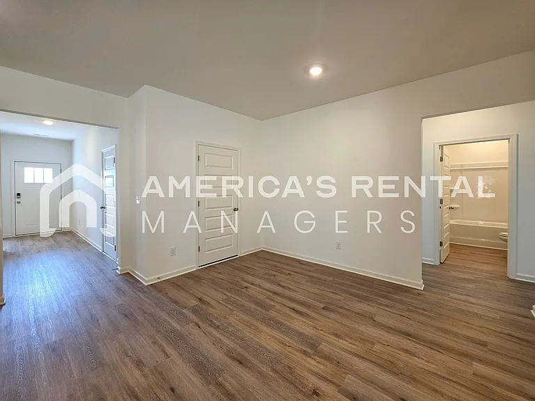 318 Ashland Dr SW — Photo 24