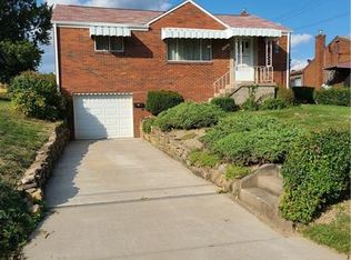 452 Lois Dr, Pittsburgh, PA 15236