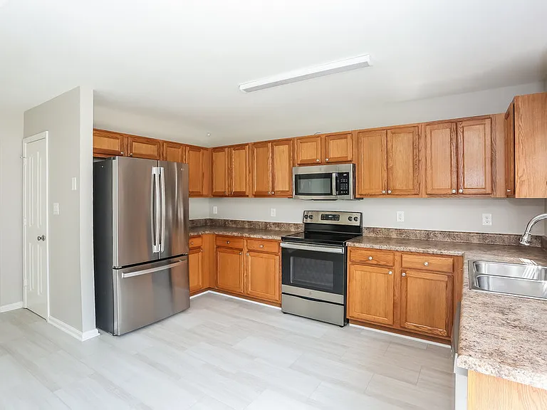 716 Overlook Rd — Photo 8