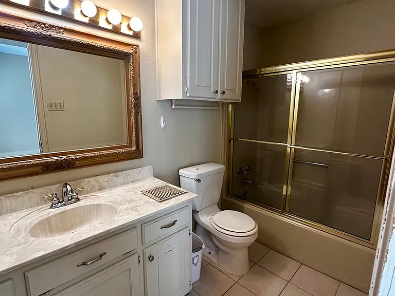 1824 S 8th St #109 — Photo 12