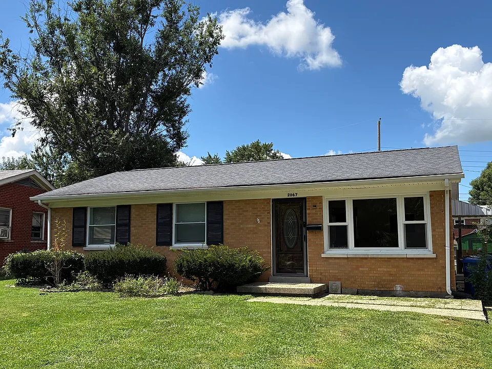 2067 Tamarack Dr