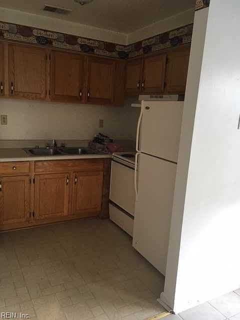 1st image of 1525 Lea View Ave APT C