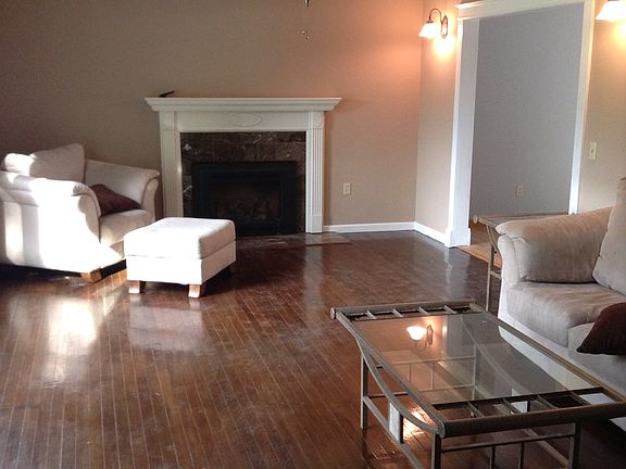 Large 14 X 28 living room