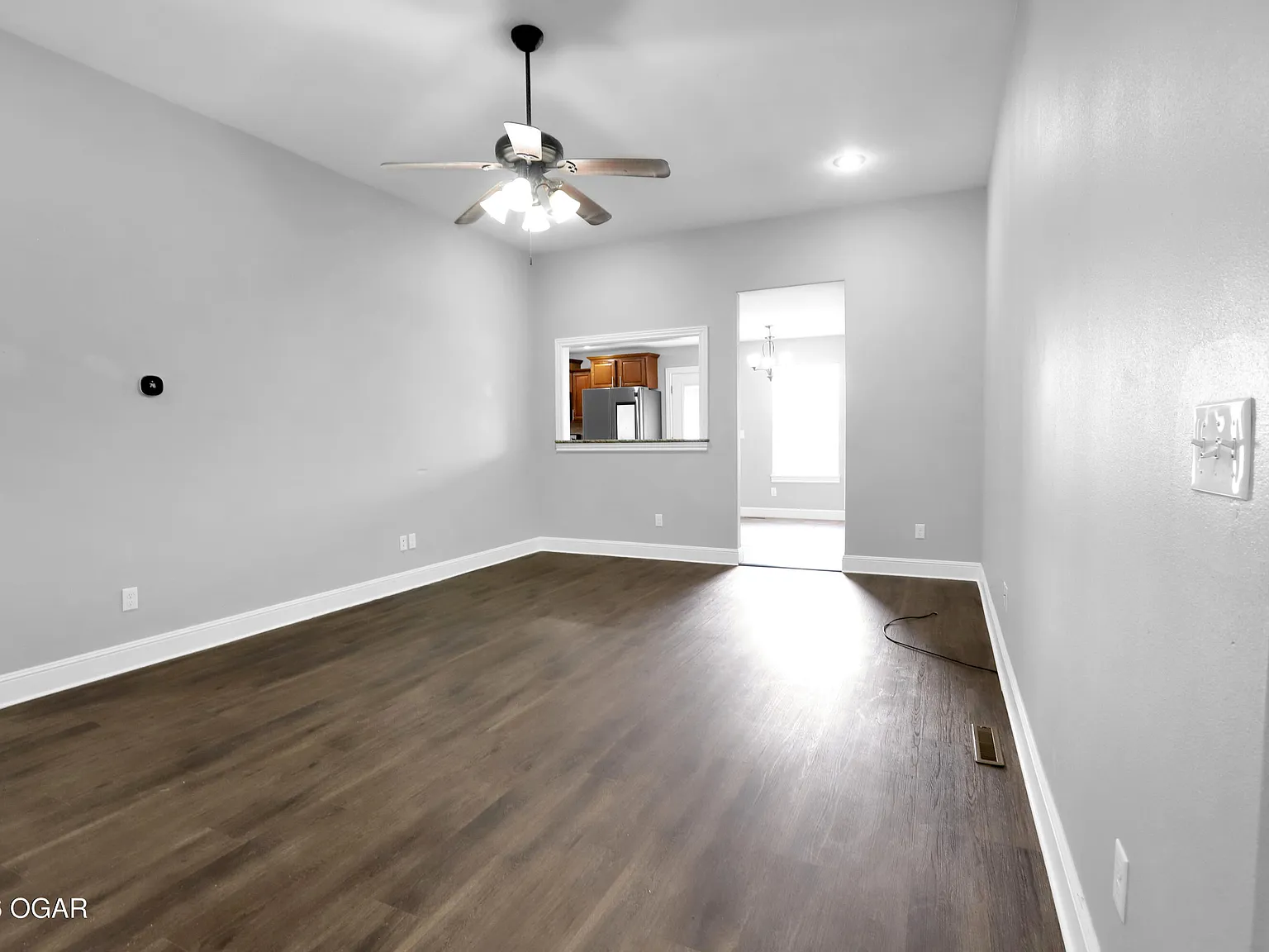 3 bed, 2.0 bath, 1317 sqft, $1,500 — Photo 3