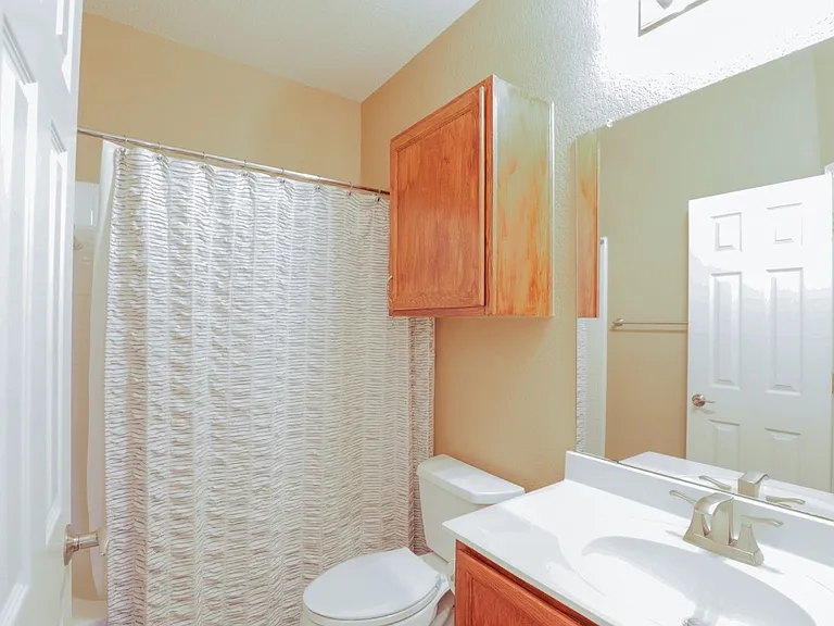 11810 Navasota St — Photo 18