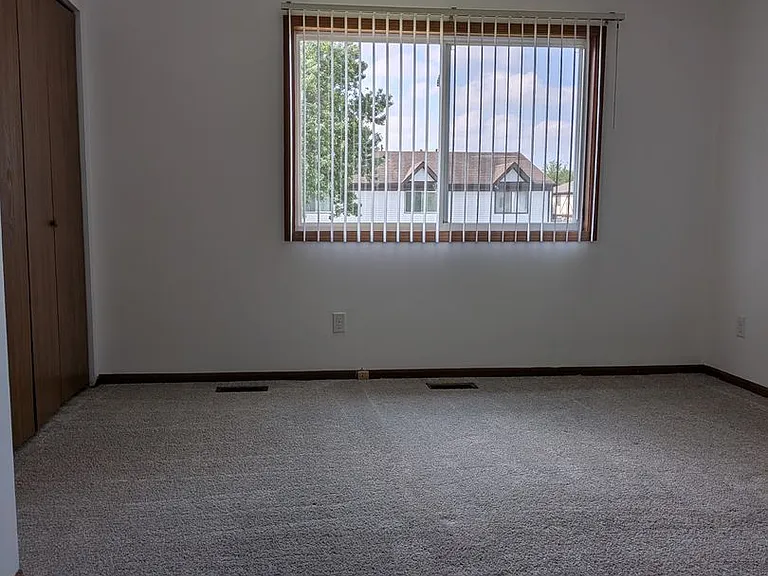 3710 W 73rd Pl — Photo 7