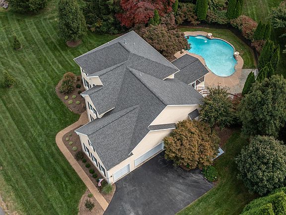 4th image of 42305 Green Meadow Ln