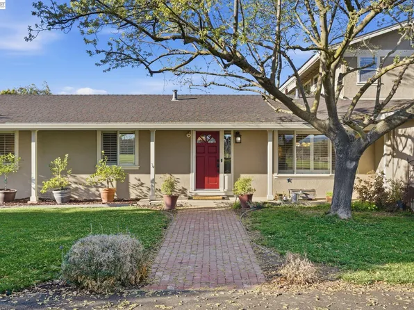 2680 Marina Ave, Livermore, CA 94550