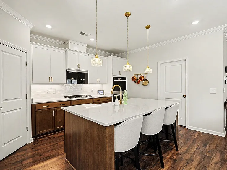 1088 Indigo Aly — Photo 8