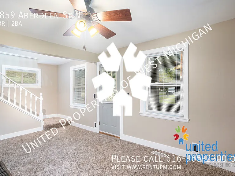 1859 Aberdeen St NE — Photo 5