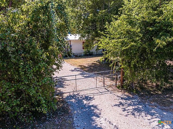 2nd image of 941 Shady Loop