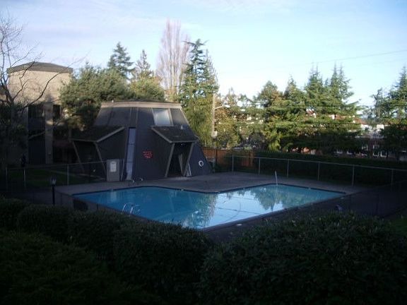 2nd image of 5818 NE 70th St APT A309