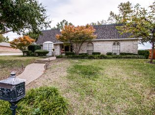 8284 Club Meadows Dr, Dallas, TX 75243