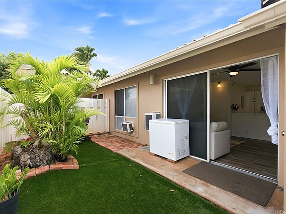 4th image of 91-1212 Kaneana St #10F
