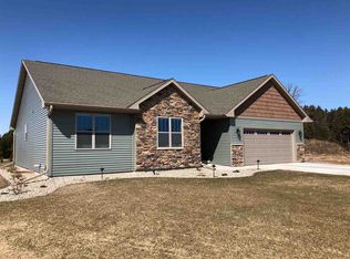 930 Torrey Pines Way, Plover, WI 54467