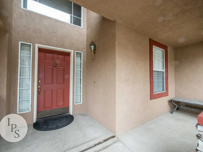 1891 E Oak Haven Dr — Photo 4