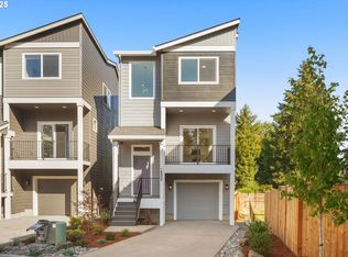 18902 SW Hazelwood Ln #L-13, Beaverton, OR 97078