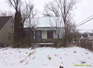 19377 Oakfield St, Detroit, MI 48235