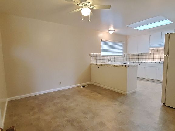 4th image of 661 Nello Dr APT 1
