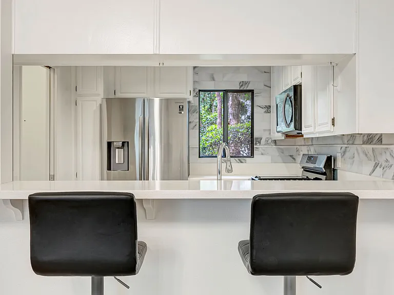 8707 Falmouth Ave #109 — Photo 4