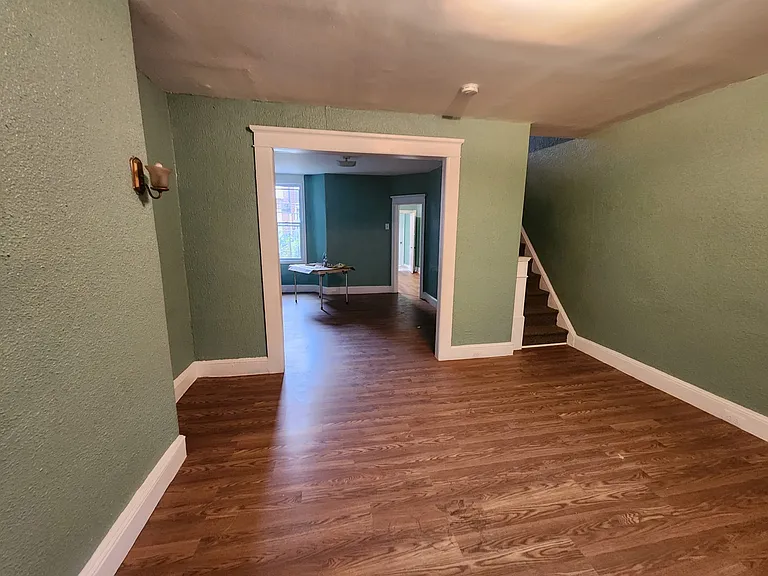 3926 N Franklin St — Photo 9