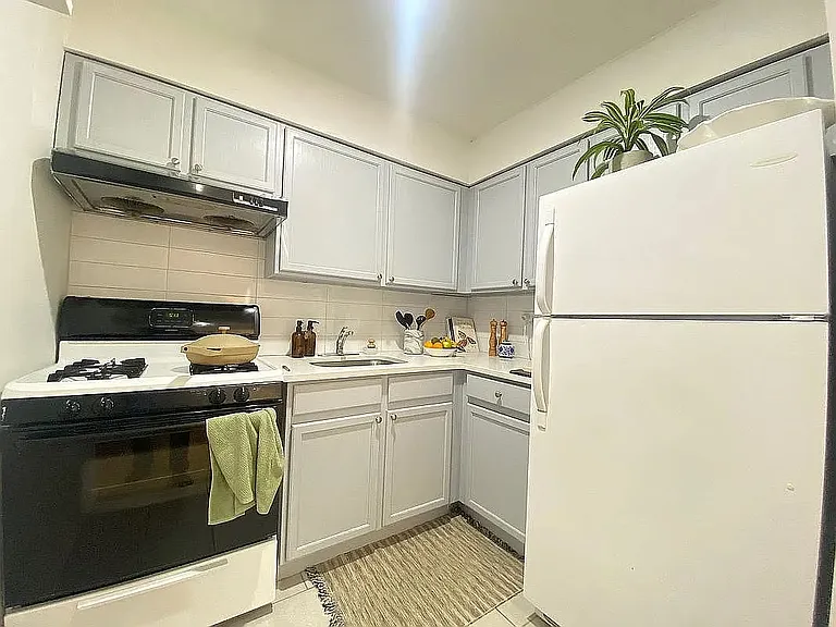 72 Maspeth Ave #3 — Photo 4