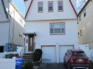 1304 Middlesex St, Linden, NJ 07036