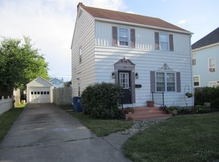 121 W 10th St, Mishawaka, IN 46544