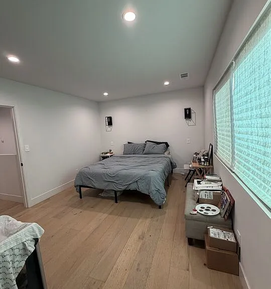 4342 Angeles Vista Blvd — Photo 15