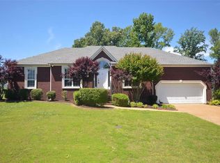 99 Chamberlain Dr, Humboldt, TN 38343